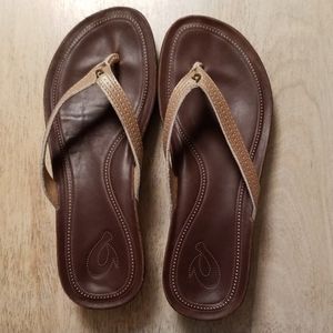 Olukai leather flip flops